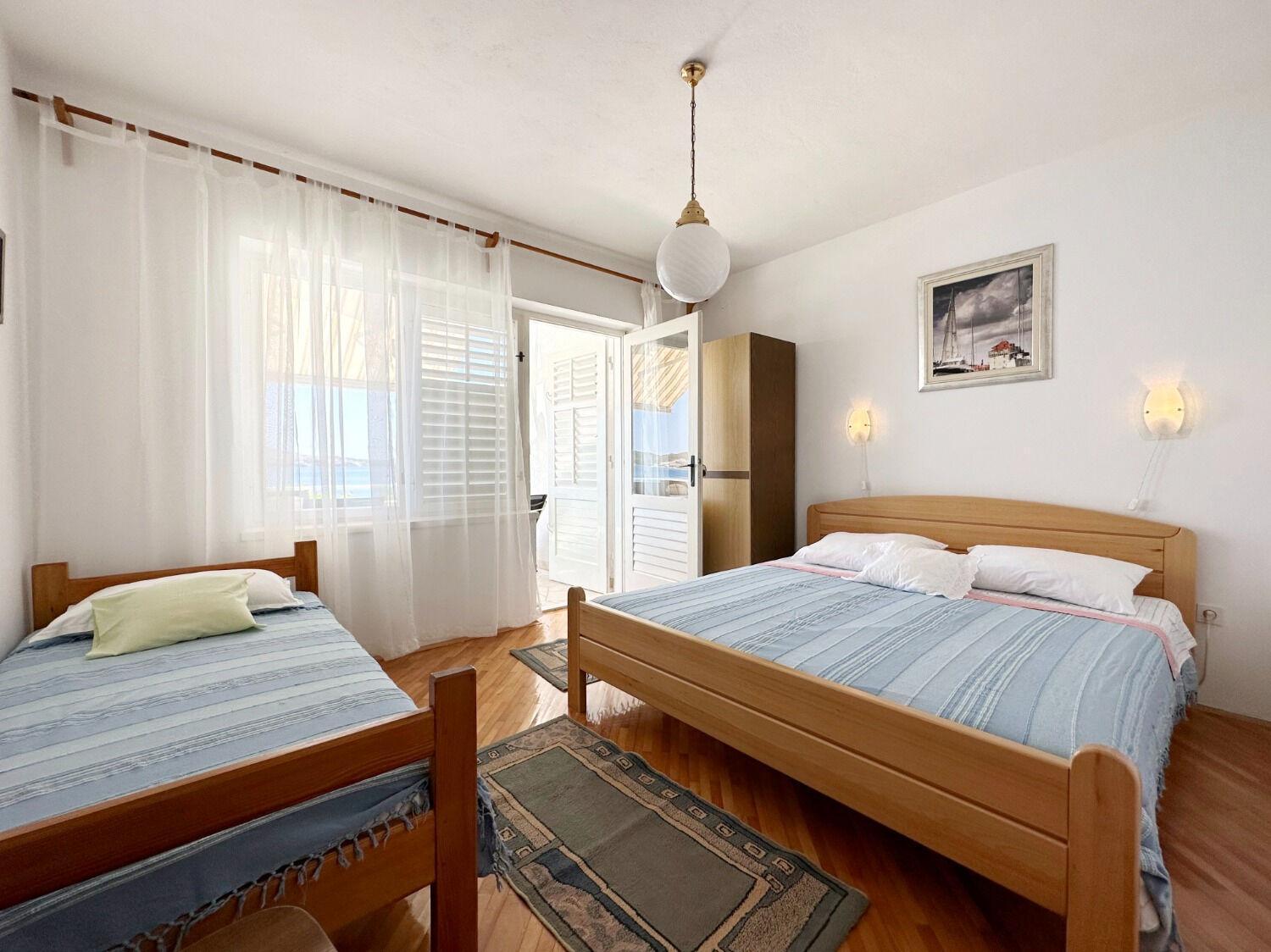 Apartments Mihaela Трогір Екстер'єр фото