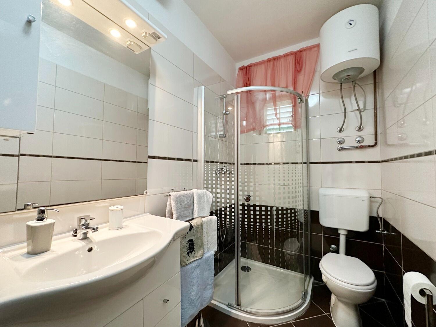 Apartments Mihaela Трогір Екстер'єр фото