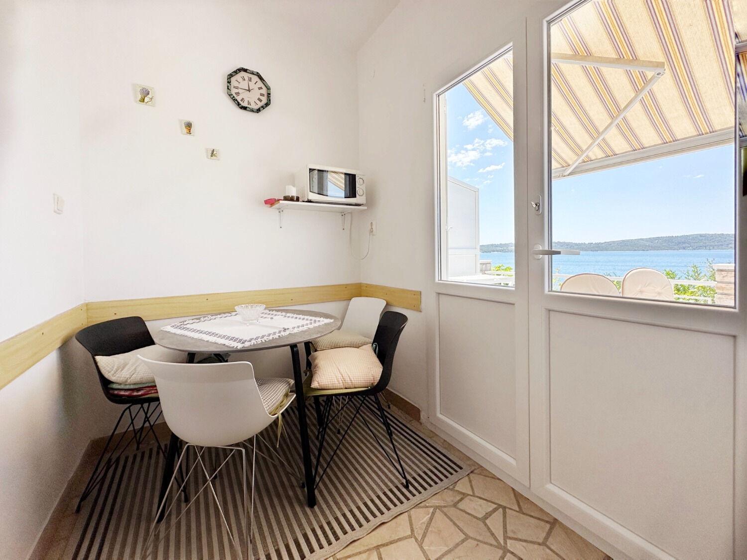 Apartments Mihaela Трогір Екстер'єр фото